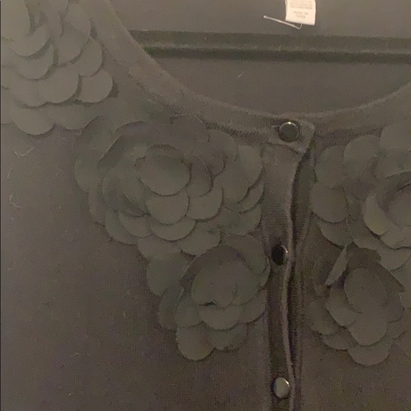 Cardigan with flower detail - Picture 2 of 2